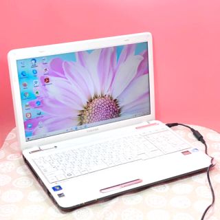 トウシバ(東芝)の東芝ダイナブック⭐️15.6型大画面⭐️すぐ使えるWindows10電源コード(ノートPC)