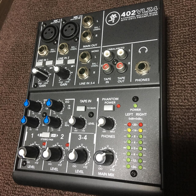 小型アナログミキサー MACKIE 402VLZ4