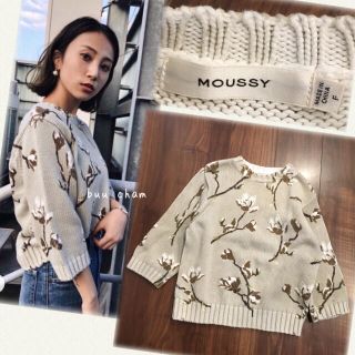 マウジー(moussy)のMOUSSY♡FLOWER PRINT KNIT フラワープリントニット 花柄(ニット/セーター)