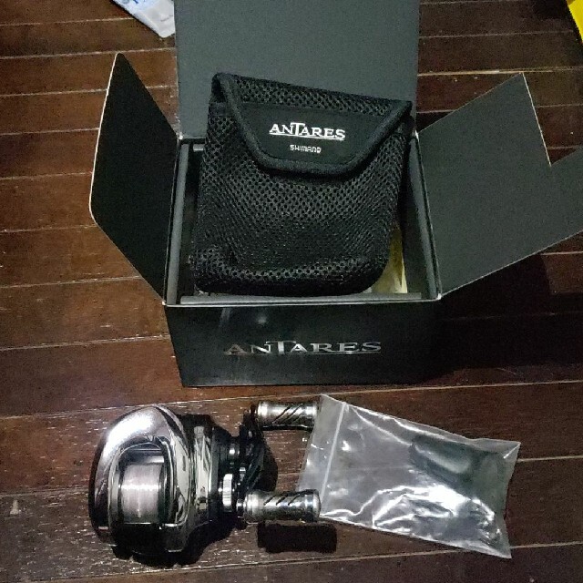 19 アンタレスHG 右 カケヅカクラッチ付き - リール