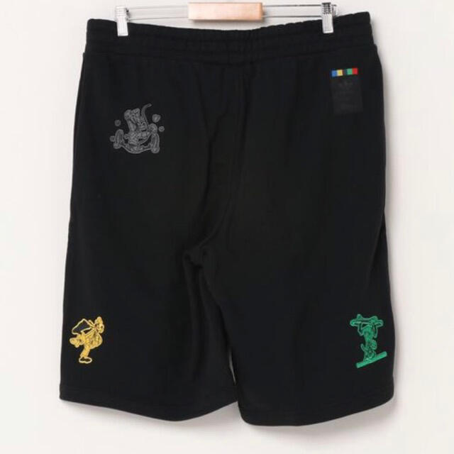 新品未使用adidasディズニーコラボパンツ