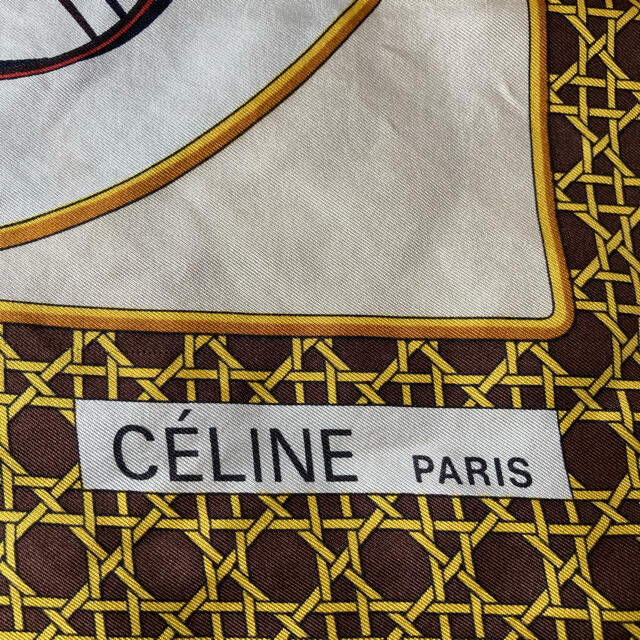 celine(セリーヌ)の7日まで出品！セリーヌ　大判スカーフ レディースのファッション小物(バンダナ/スカーフ)の商品写真
