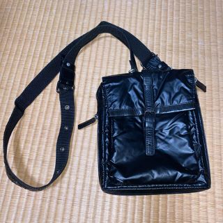 カルバンクライン(Calvin Klein)の美品⭐︎Calvin Klein  ショルダーバッグ　メンズ(ショルダーバッグ)