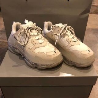 バレンシアガ(Balenciaga)のバレンシアガ　トリプルS クリアソール(スニーカー)