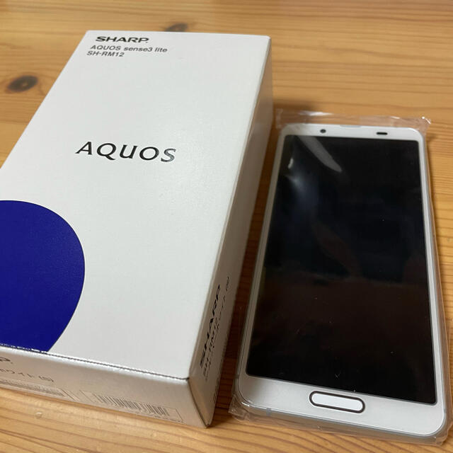 AQUOS sense3 lite (シルバーホワイト)