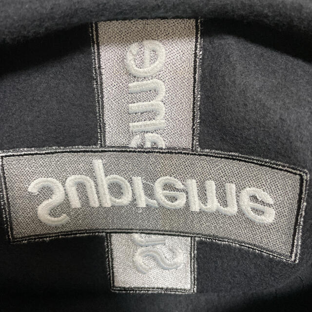 Supreme(シュプリーム)のsupreme Cross Box Logo Hooded Sweatshirt メンズのトップス(パーカー)の商品写真