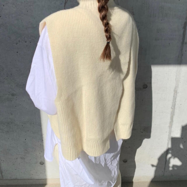 大特価 LILOU knitの通販 by am__o99's shop|ラクマ / Turtle vest 得価最新作