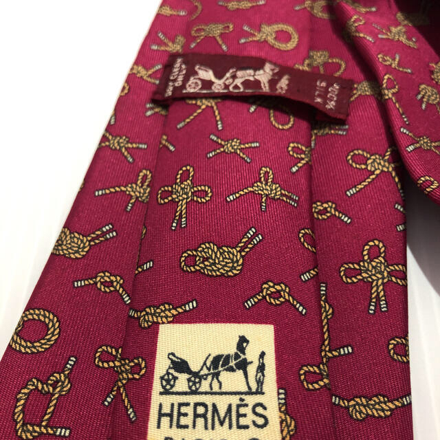 Hermes(エルメス)のHERMES ネクタイ　赤 メンズのファッション小物(ネクタイ)の商品写真