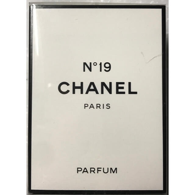 N°19  CHANEL シャネル PARIS  PARFUM 28ml  香水
