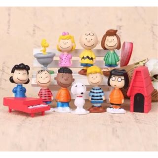 スヌーピー(SNOOPY)の再入荷　新品　スヌーピー  フィギュアセット(キャラクターグッズ)