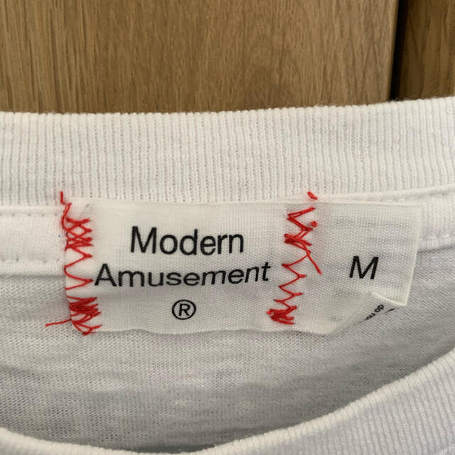 Modern Amusement(モダンアミューズメント)のmodern Amusement Tシャツ メンズのトップス(シャツ)の商品写真