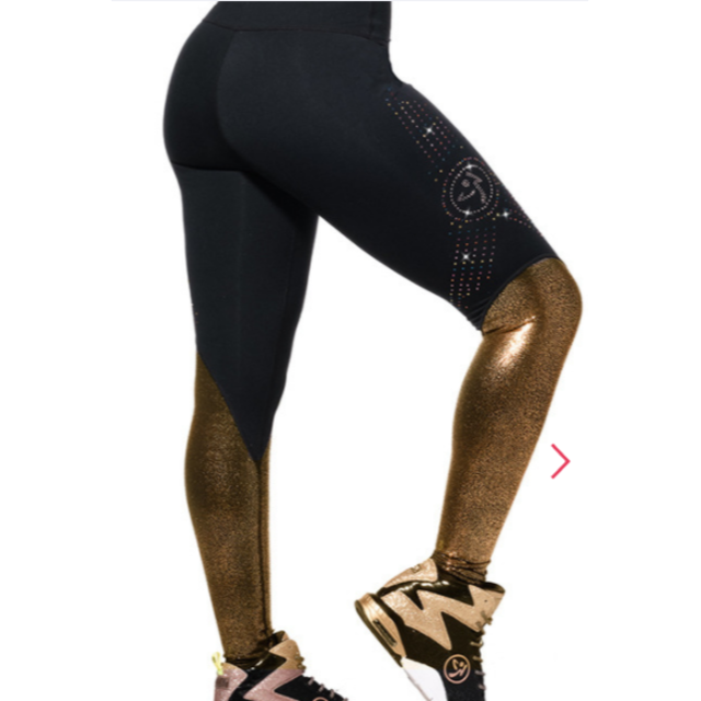 正規品　ZUMBA レギンス⭐️スワロフスキー　Mサイズ ZUMBA◉レギンス 【正規品】 - メルカリ