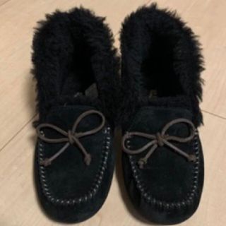 アグ(UGG)のアグ　アレーナ　サイズ7(スリッポン/モカシン)