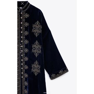 新品タグ付き ZARA 刺繍ベルベット キモノ風 XS ザラ