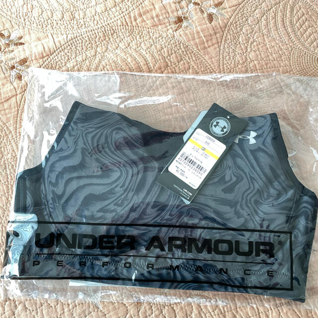 UNDER ARMOUR(アンダーアーマー)のアンダーアーマー スポーツブラ ABカップ専用 1330250 レディース ブラ スポーツ/アウトドアのトレーニング/エクササイズ(トレーニング用品)の商品写真