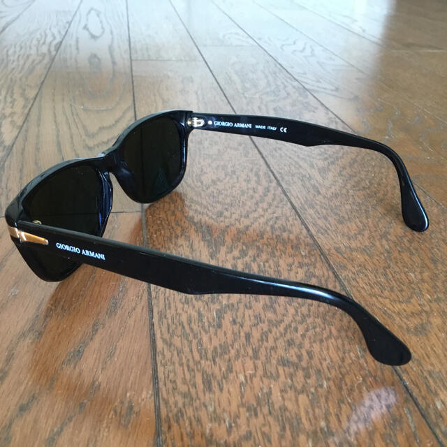 Giorgio Armani(ジョルジオアルマーニ)のアルマーニ　サングラス　ブラック　黒 メンズのファッション小物(サングラス/メガネ)の商品写真