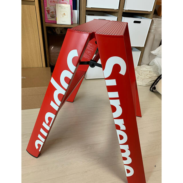 シュプリーム SUPREME Lucano  ステップラダー 脚立 RED