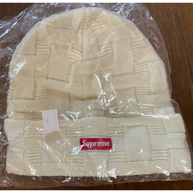 supreme  スモールロゴ　beanie ニット帽　ホワイトメンズ