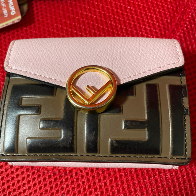 FENDI マイクロ三つ折り財布