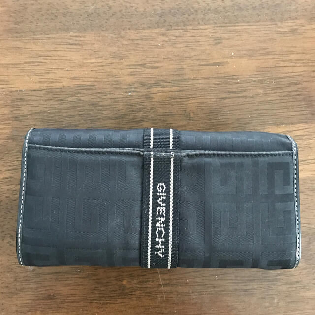 GIVENCHY(ジバンシィ)のジバンシー財布 レディースのファッション小物(財布)の商品写真