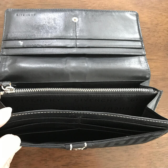 GIVENCHY(ジバンシィ)のジバンシー財布 レディースのファッション小物(財布)の商品写真