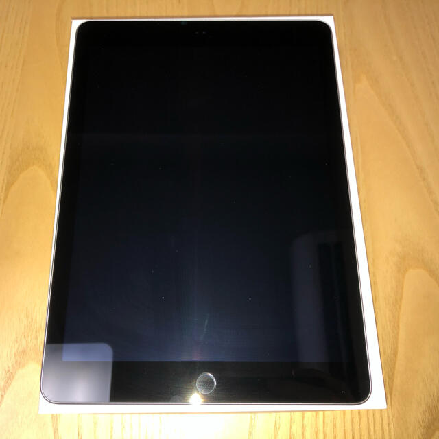 【購入申請あり】iPad（5世代・Wi-Fiモデル・32GB）中古