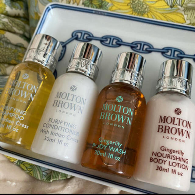 MOLTON BROWN(モルトンブラウン)のモルトンブラウン バスセット コスメ/美容のキット/セット(サンプル/トライアルキット)の商品写真