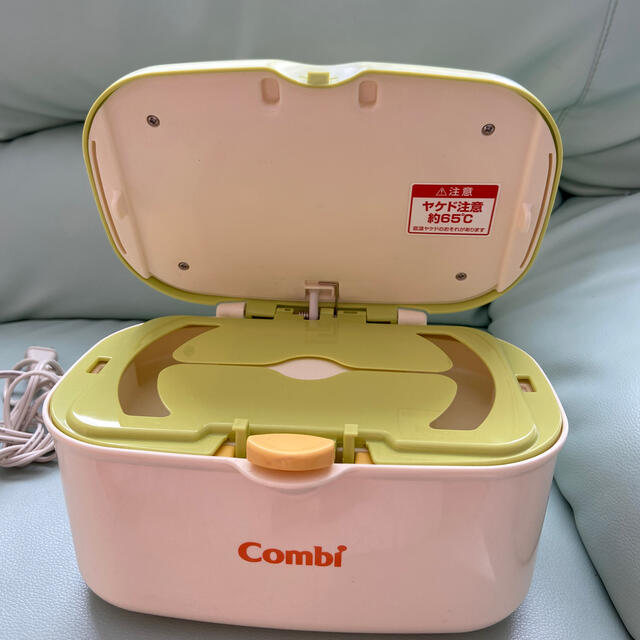 combi(コンビ)のおしり拭きウォーマー　コンビ キッズ/ベビー/マタニティのおむつ/トイレ用品(ベビーおしりふき)の商品写真