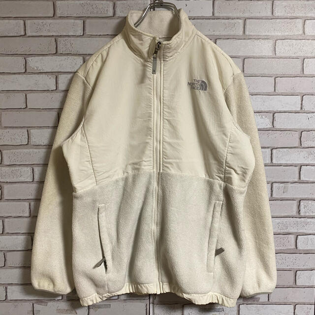 THE NORTH FACE(ザノースフェイス)の90s 古着 ノースフェイス デナリジャケット フリース ホワイト レディースのジャケット/アウター(ブルゾン)の商品写真