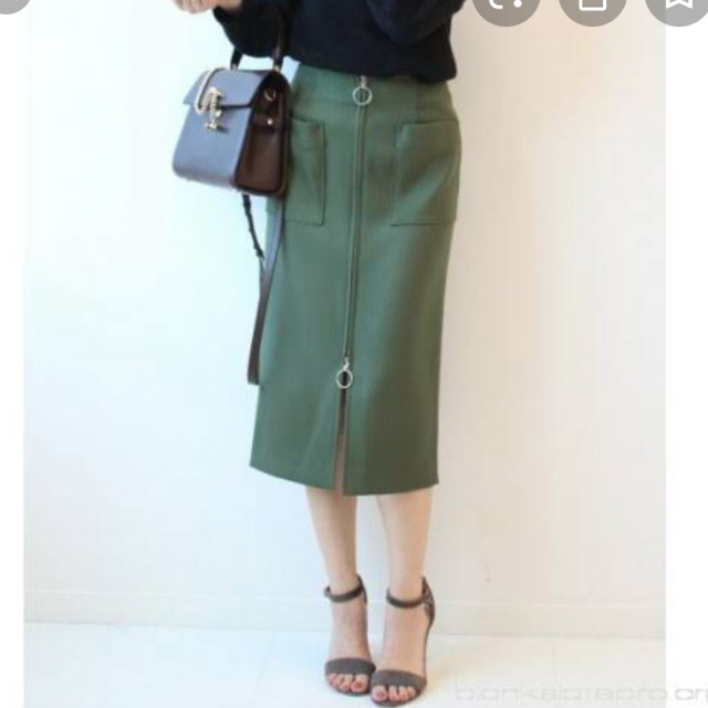 Noble(ノーブル)のノーブル　ダブルクロスフープジップタイトスカート　カーキ レディースのスカート(ひざ丈スカート)の商品写真