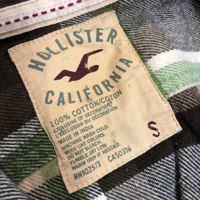 Hollister(ホリスター)のホリスター　襟付きトップス　コットン100% メンズのトップス(Tシャツ/カットソー(七分/長袖))の商品写真