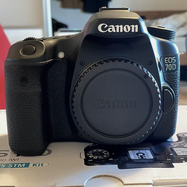 Canon EOS 70D EF-S 18-135 IS STM Kit