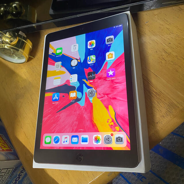 美品　iPad Air1 大容量64GB WIFIモデル　アイパッド　エアのサムネイル