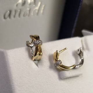 アガット(agete)の《anadi》リバーシブルダイヤフープピアス(ピアス)