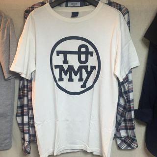 トミー(TOMMY)のトミー 白 ティーシャツ(Tシャツ/カットソー(半袖/袖なし))