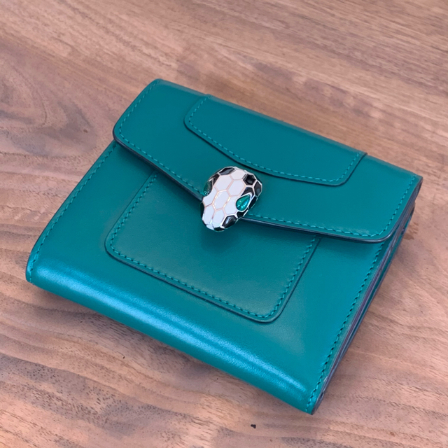 BVLGARI ブルガリ セルペンティ フォーエバー 三つ折り財布
