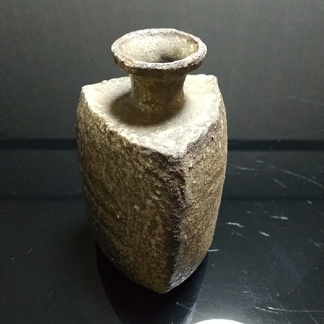 【備前焼 徳利①】Bizen ware sake bottle ( 送料無料！) エンタメ/ホビーの美術品/アンティーク(陶芸)の商品写真