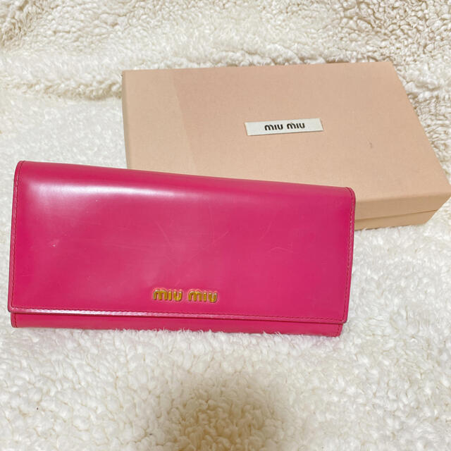 【大幅値下げ】miu miu ピンク????二つ折り長財布