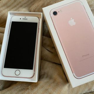 アイフォーン(iPhone)のiphone7  128GB ローズピンク docomo(スマートフォン本体)