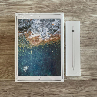 アップル(Apple)の美品！iPad Pro 10.5 セルラー256GB ＋ Pencil セット(タブレット)
