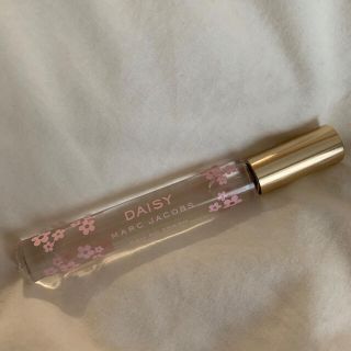 マークジェイコブス(MARC JACOBS)のMARC JACOBS DAISY 香水(香水(女性用))