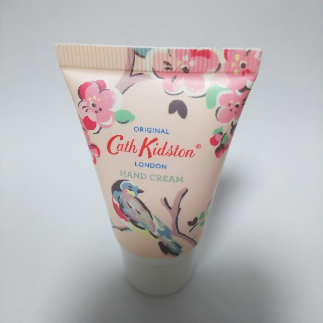 Cath Kidston(キャスキッドソン)のCath Kidston ハンドクリーム 30ml コスメ/美容のボディケア(ハンドクリーム)の商品写真