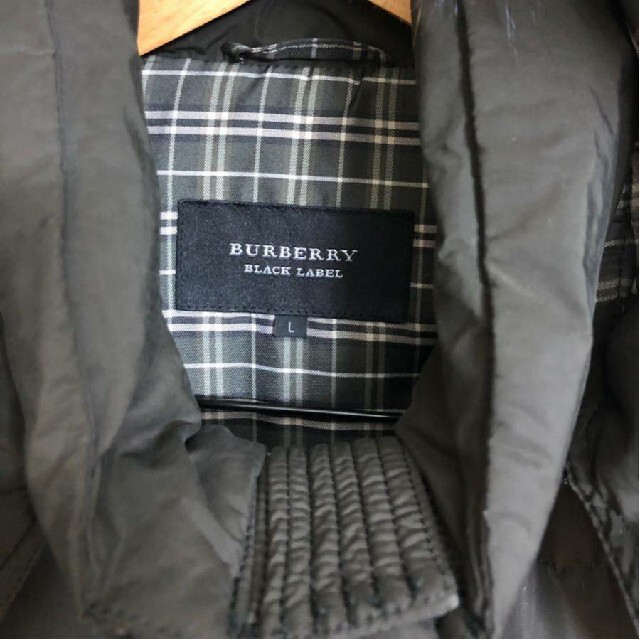 BURBERRY BLACK LABEL(バーバリーブラックレーベル)のバーバリーブラックレーベル　Lブラック ダウンジャケット メンズのジャケット/アウター(ダウンジャケット)の商品写真