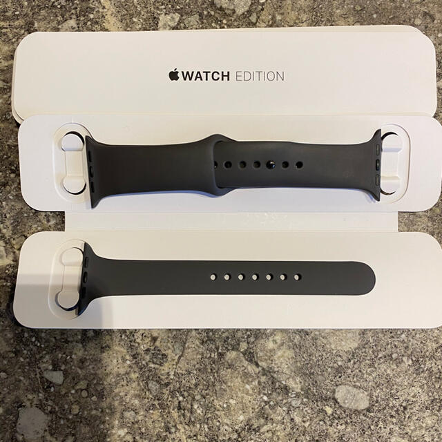 Apple Watch(アップルウォッチ)のApple Watch Edition ダークグレイ スポーツバンド 44mm スマホ/家電/カメラのスマホアクセサリー(その他)の商品写真