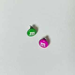 エムアンドエムアンドエムズ(m&m&m's)のm&m's ピアス(ピアス)