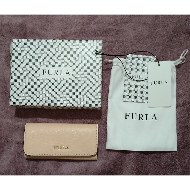 FURLA フルラ キーケース　ピンクベージュ