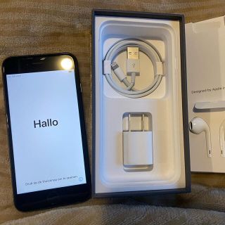 アイフォーン(iPhone)のiPhone8 64GB ブラック SIMフリー(スマートフォン本体)