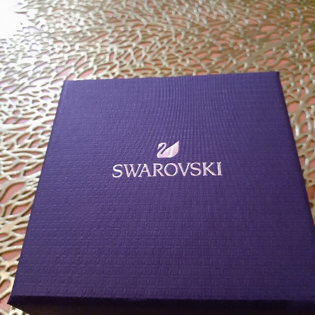 SWAROVSKI(スワロフスキー)のSWAROVSKI        appleウオッチ40mm スマホ/家電/カメラのスマホアクセサリー(その他)の商品写真
