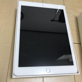 アップル(Apple)のジャンク(アクティベーションロック) iPad 第6世代 32GB (タブレット)