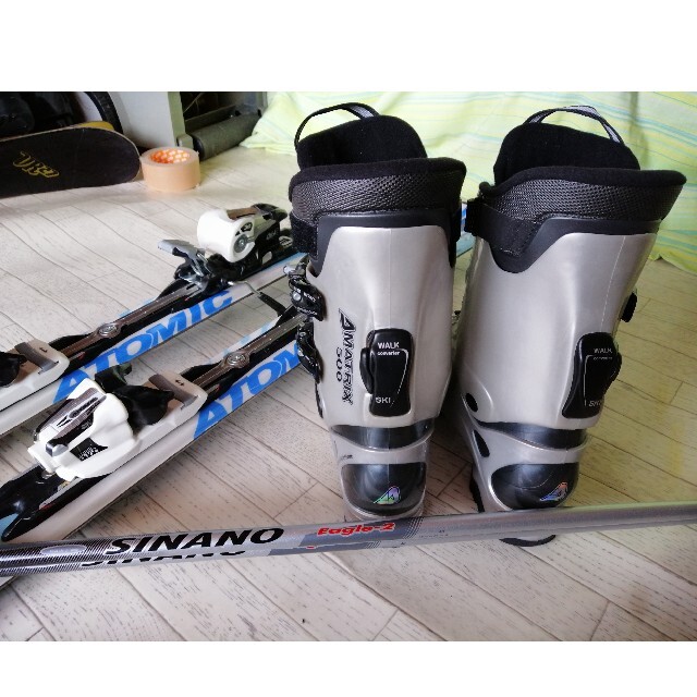 ATOMIC(アトミック)の希少ATOMICミドルカービングスキー靴DOLOMITE25.5ストックセット スポーツ/アウトドアのスキー(板)の商品写真